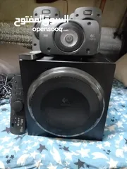  2 Logitech Z906 5.1 Surround music system