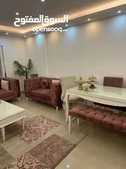  3 طقم كنب+طقم سفرة  لم يستعمل نهائي بحالة ممتازة بداعي السفر