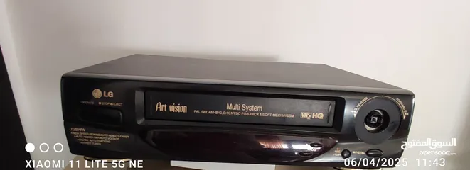  1 فيديو LG شريط كبير VHS غير صالح. واجهزه سمعيه أخرى