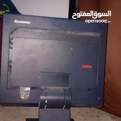  12 شاشه   Lenovo thinkvisio لا تاخذ مساحه كبيره من المكتب
