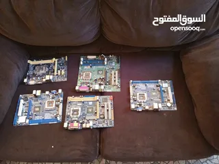  9 5بوردات و 3شاشات وكيس خردة بسعر مميز جدا