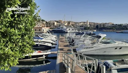  25 شاليه مميز جداً في منتجع تالا باي من المالك مباشرة للايجار اليومي