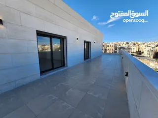  3 روف فاخر للبيع في عبدون ref : 14387