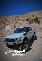  1 تويوتا هايلكس غمارتين 4×4