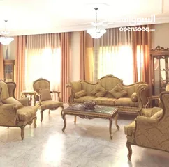  2 Furnished apartment for rentشقة مفروشة للإيجار في عمان منطقة.خلدا منطقة هادئة ومميزة جدا