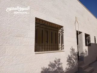  4 حداد متنقل  تفصيل جميع الأبواب والحمايات ولمعرشات ولصيانه العامه