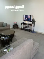  9 شقة سكنية للبيع