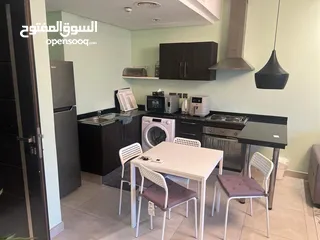  4 للإيجار  في الحوره علي البحر شقه  غرفه وصاله For eent in hoora sea view apartment