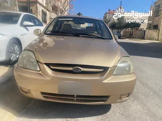  2 كيا ريو 2004