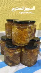  4 عسل زهور خلط برم وعسل بالشمع يتوفر العسل حجمين