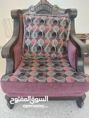  4 كنب للبيع فاخر بحاله ممتازه جدا