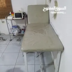  3 عيادة طب عام و نسائيه للبيع
