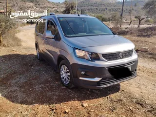  3 بيجو ريفتر 2020 عداد110 6+1