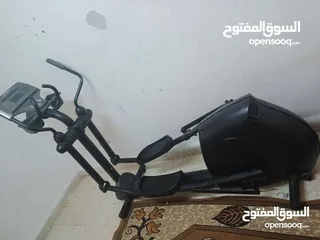  7 جهاز كروس الغزال لايف فتنس امريكي اصلي للبيع او للبدل مناسب لجميع الاعمار