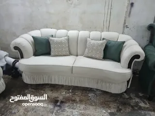  1 بدّك كنب يغيّر شكل بيتك؟ إحنا وجهتك!  كنب مودرن، خامات فخمة، ألوان بتلبق لكل زاوية! والأحلى؟ عندك