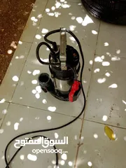  1 مضخة غاطسه خلاط