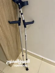  1 Elbow crutches leg support