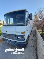  5 باص مرسيدس مرخص سنه