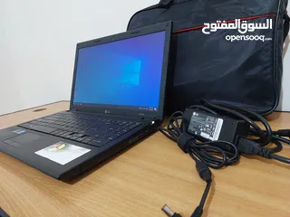  3 لابتوب LG لون مميز مع شنته وشاحن أصلي