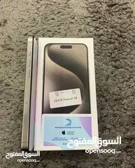  8 i.phone 15 .P.R.O_M.A.X \100 %battry طخةبالشاشة من الاسفل بسيطه \256GB 100باتري