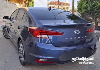  4 هيونداي افانتي 2019 وارد كوريا