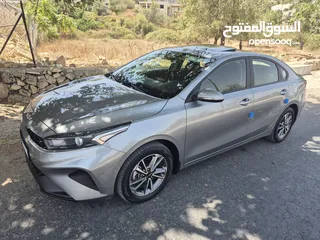  5 كيا سيراتو 2021 لون مميز بوضع الشركة
