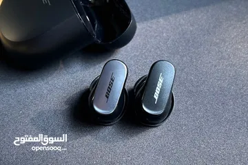  2 Bose QC ultra earbuds