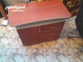  3 اثاث مكاتب بحالة الوكاله للبيع