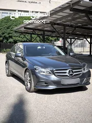  2 Mercedes E200 2014
