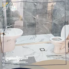  12 شاليهين اثنين  على ارض 4 دونم للبيع و غرفة للحارس  و مستودع. المشروع مفروش كامل و عمر البناء سنة