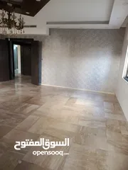  5 شقه ارضيه مميزه