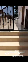  13 بيت مستقل للبيع