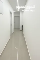  1 4 استوديوهات للبيع