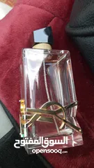  2 اكثر من علبة عطور فارغة للبيع اصلية  تم استخدام العطر   زجاجات اصلية