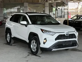  3 تويوتا راف فور ((2020)) XLE فل كامل، فحص كامل، فورويل، للبيع بسعر مميز..