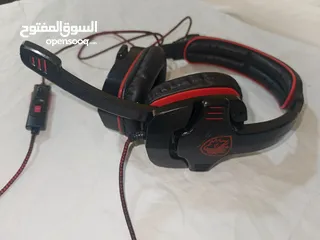  3 سماعه جيمنج فقط بي 5دنانير شامل التوصيل لجميع انحاء المملكه الاردنيه الهاشميه القطعه الأخيرة.