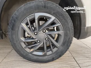  12 نيتا 2021 ماشية 29 الف كيلو فحص كامل حرة جديد