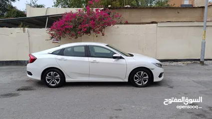  6 HONDA CIVIC  MODEL  2017 WELL MAINTAINED SEDAN  TYPE CAR FOR SALE URGENTLY  IN SALMANIYA