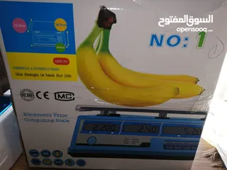  3 ميزان للخضار والفواكه و المحلات التجارية يوزن لغايه 40 كيلو غرام