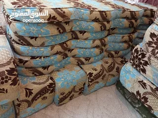  6 فراش جلسه عربيه عدد 6 جنابي ضغط 16نخب اول الاسفنج لون سكني 8مراكي و8مساند مع برادي عدد ثنتين ....