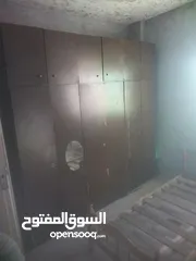  1 خزانة مع تختين مفرد خشب لاتية