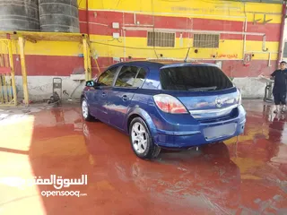 2 ابل استرا 2005