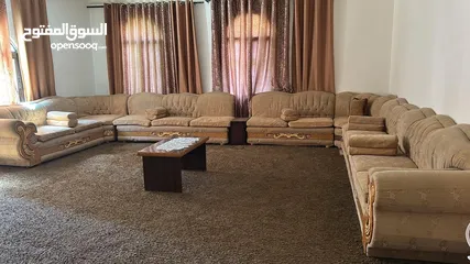  1 مجلس مستعمل