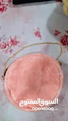  4 شنتات نسائية ب الوان متعددة