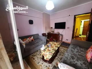  3 شقة على شارع جمال عبد الناصر