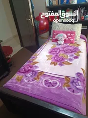  3 غرفة نوم تختين بدون خزانه