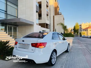  3 كيا فورتي فل اضافات 2009  بحالة فوق الممتازة الله يبارك لصاحب النصيب ..