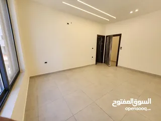  12 شقة فارغة للبيع في دابوق - REF:14658