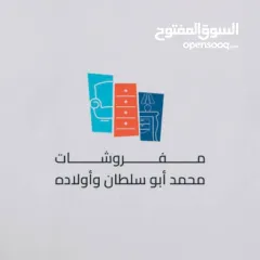  1 نجار لتفصيل المطابخ وغرف النوم