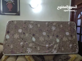  3 فرشة اسفنج ضغط مفرد 190x90x15 بحاله جيده فرشة اسفنج ضغط مفرد 190x90x15 بحاله جيده